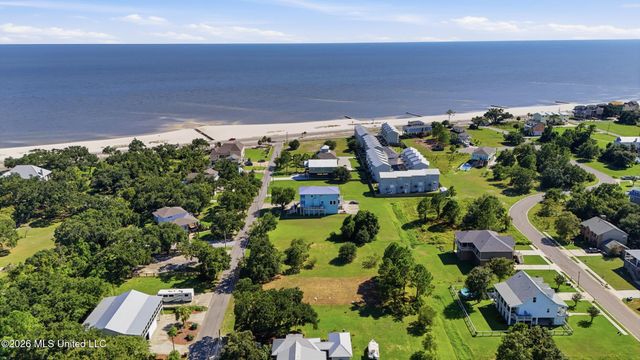 234 S Lang Avenue, Long Beach, MS 39560