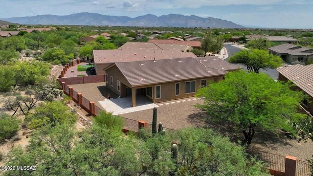 12771 N New Reflection Drive, Marana, AZ 85658
