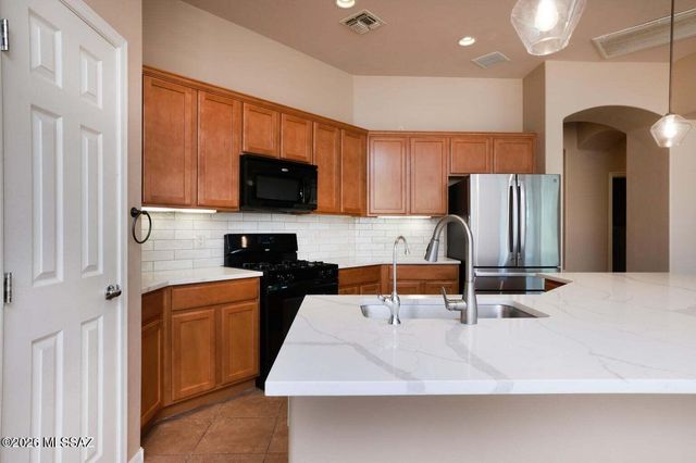 12771 N New Reflection Drive, Marana, AZ 85658