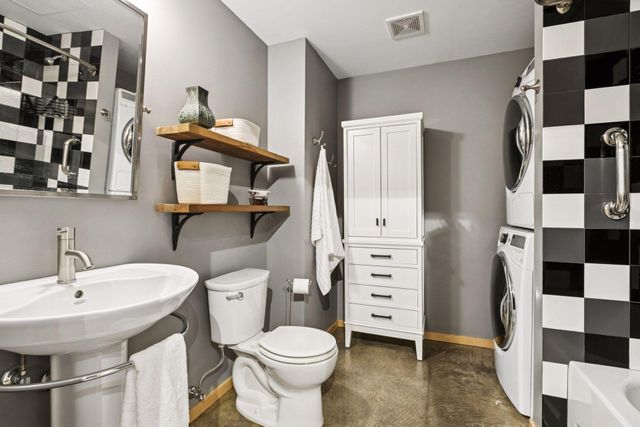 406 Wacouta Street 415, Saint Paul, MN 55101