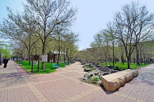 406 Wacouta Street 415, Saint Paul, MN 55101