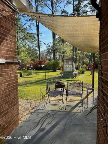 802 Pinetree Drive, New Bern, NC 28562