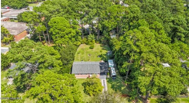 802 Pinetree Drive, New Bern, NC 28562