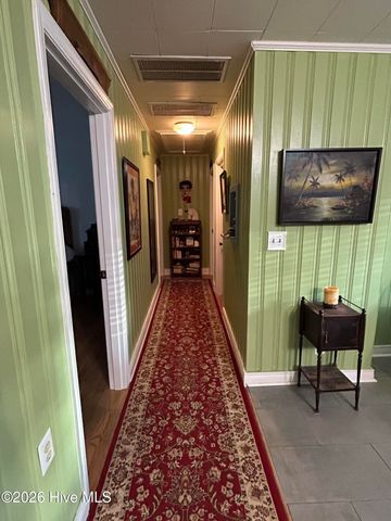 802 Pinetree Drive, New Bern, NC 28562