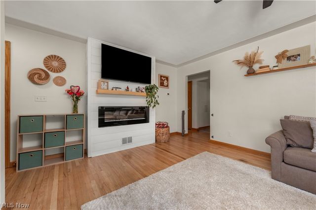 3209 Tressa Avenue, Lorain, OH 44052