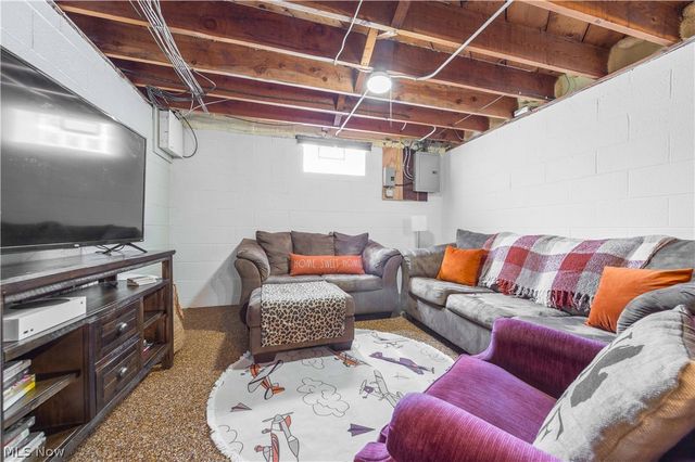 3209 Tressa Avenue, Lorain, OH 44052