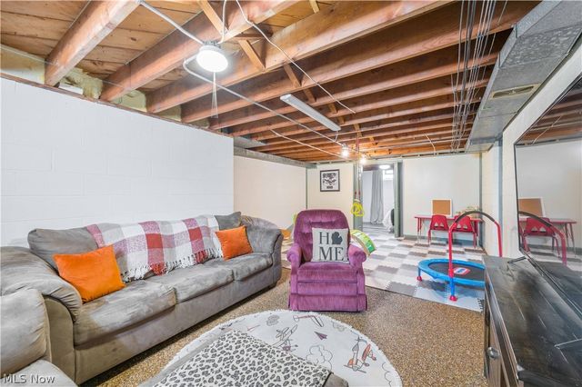3209 Tressa Avenue, Lorain, OH 44052