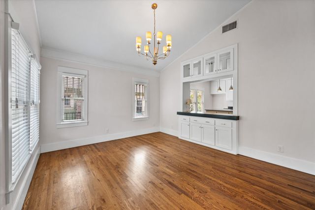 2700 College Avenue, Fort Worth, TX 76110