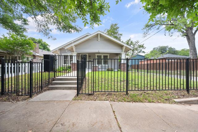 2700 College Avenue, Fort Worth, TX 76110