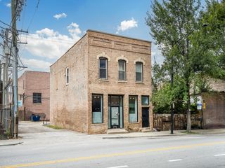 2210 S Halsted Street, Chicago, IL 60608