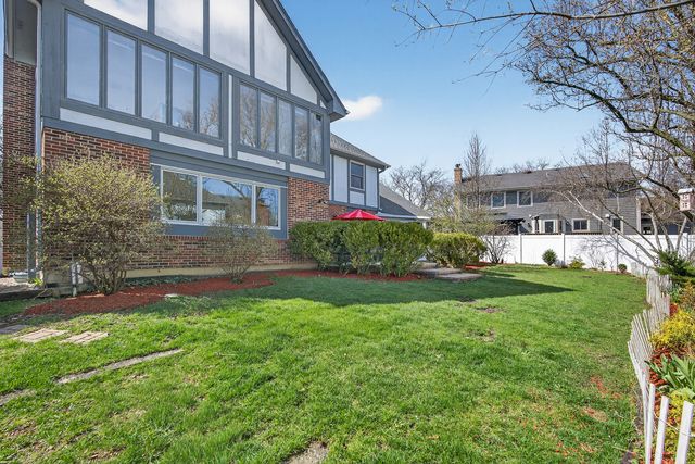 1659 Brittany Lane, Hoffman Estates, IL 60192