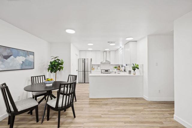 902 Virginia DR, Round Rock, TX 78664