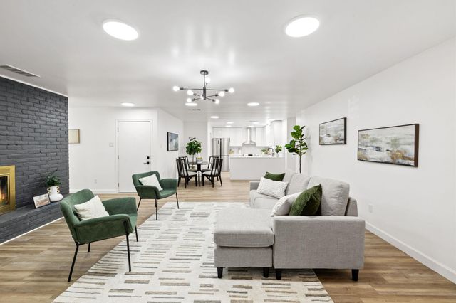 902 Virginia DR, Round Rock, TX 78664