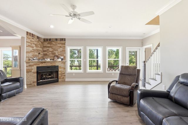 104 Oyster Catcher Way, Sneads Ferry, NC 28460