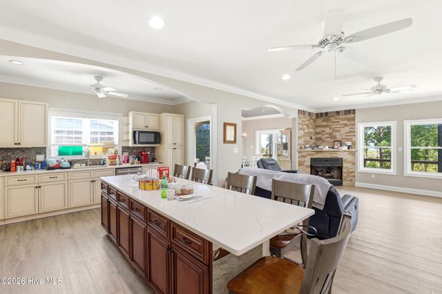 104 Oyster Catcher Way, Sneads Ferry, NC 28460