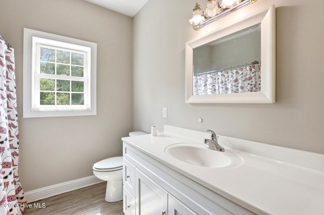 104 Oyster Catcher Way, Sneads Ferry, NC 28460