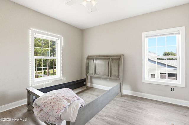 104 Oyster Catcher Way, Sneads Ferry, NC 28460