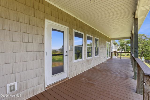 104 Oyster Catcher Way, Sneads Ferry, NC 28460