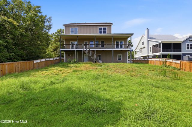 104 Oyster Catcher Way, Sneads Ferry, NC 28460
