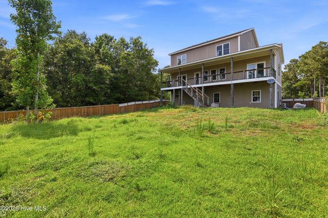 104 Oyster Catcher Way, Sneads Ferry, NC 28460