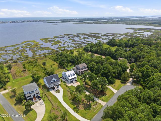 104 Oyster Catcher Way, Sneads Ferry, NC 28460