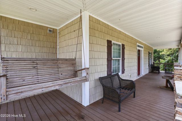 104 Oyster Catcher Way, Sneads Ferry, NC 28460