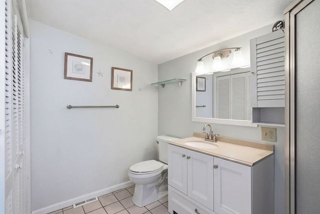27 Billows St, Winthrop, MA 02152