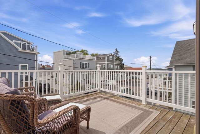 27 Billows St, Winthrop, MA 02152