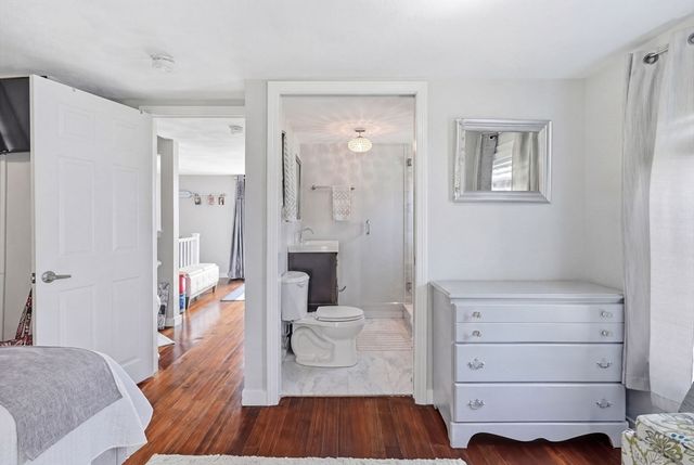 27 Billows St, Winthrop, MA 02152
