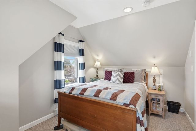 27 Billows St, Winthrop, MA 02152