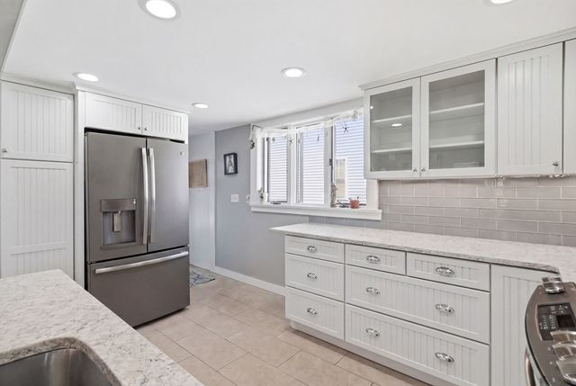 27 Billows St, Winthrop, MA 02152