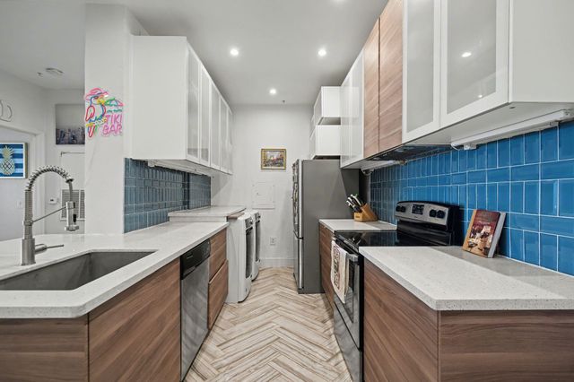 3231 Allen Parkway 2104, Houston, TX 77019