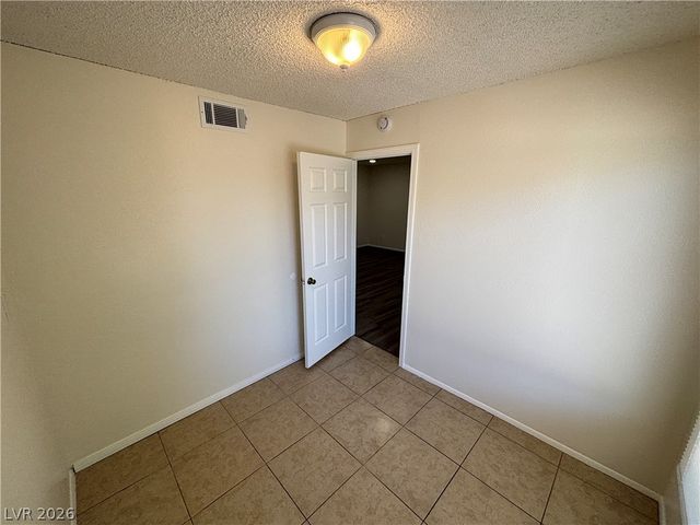 2883 Wheelwright Drive D, Las Vegas, NV 89121