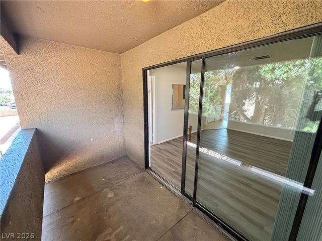 2883 Wheelwright Drive D, Las Vegas, NV 89121