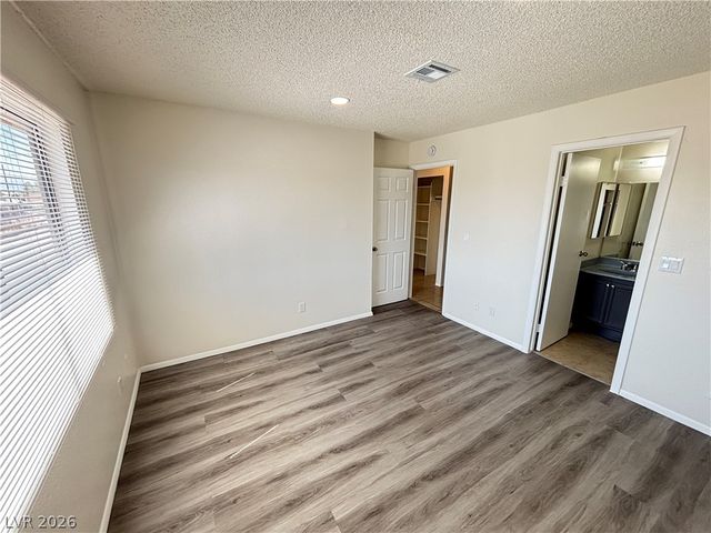 2883 Wheelwright Drive D, Las Vegas, NV 89121
