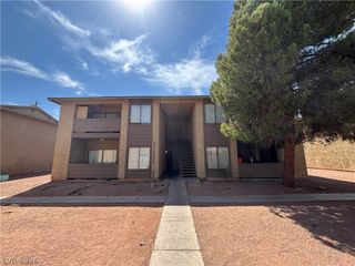 2883 Wheelwright Drive D, Las Vegas, NV 89121