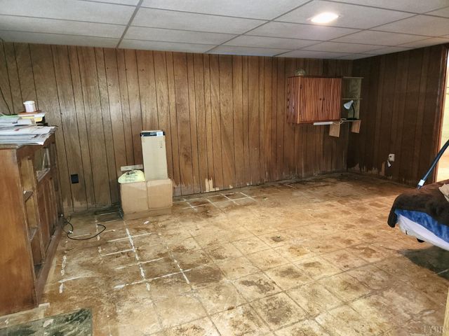 369 Pine Acres Drive, Lynchburg, VA 24504