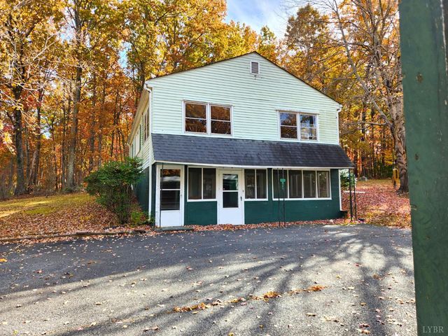 369 Pine Acres Drive, Lynchburg, VA 24504