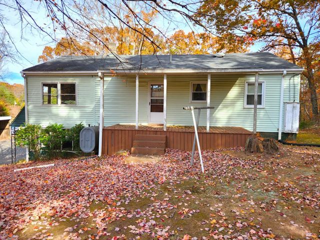 369 Pine Acres Drive, Lynchburg, VA 24504