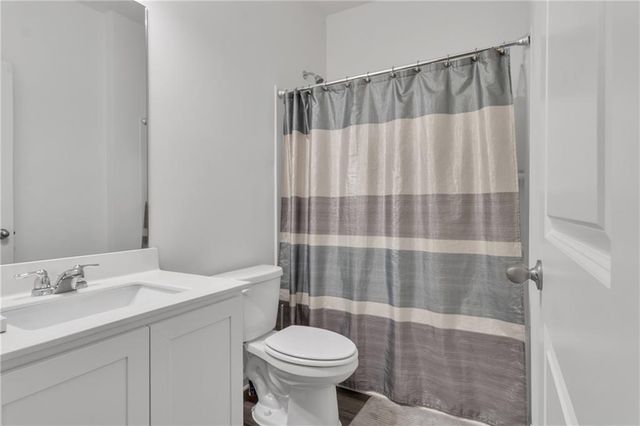 71 Carnaby Street, Winder, GA 30680