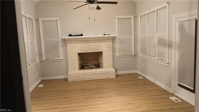 2325 Woodhurst LN, Chesapeake, VA 23322