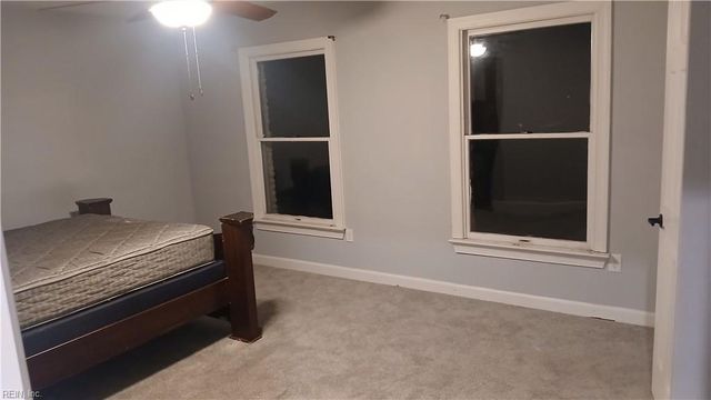 2325 Woodhurst LN, Chesapeake, VA 23322