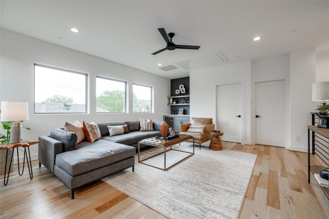 116 E 23rd Street, Houston, TX 77008