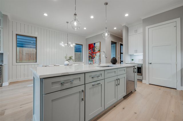 116 E 23rd Street, Houston, TX 77008