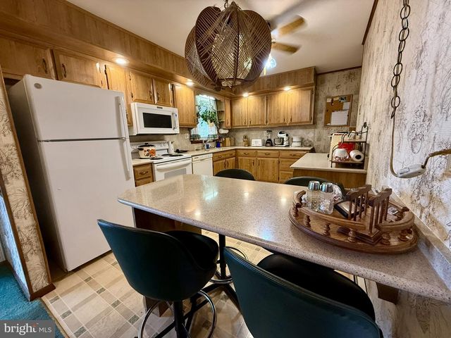 80 JOHNS WAY, Honey Brook, PA 19344