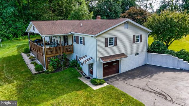 80 JOHNS WAY, Honey Brook, PA 19344