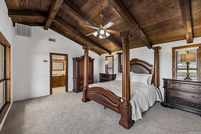 408 Edge Hill Dr, Canyon Lake, TX 78133