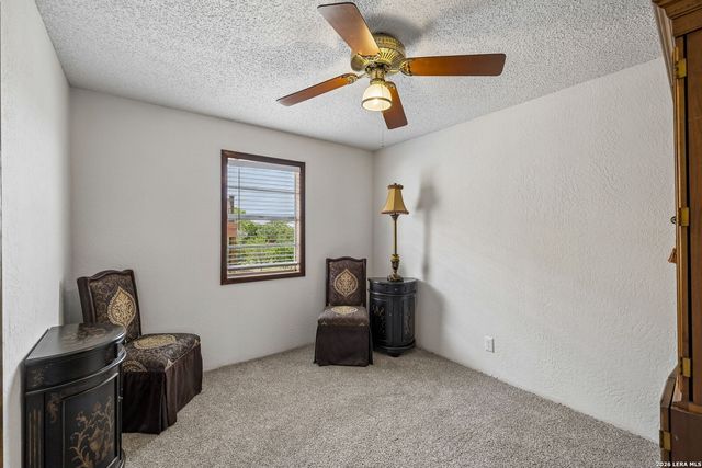 408 Edge Hill Dr, Canyon Lake, TX 78133