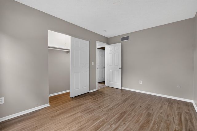 2929 Chatsworth Way, Reynoldsburg, OH 43068