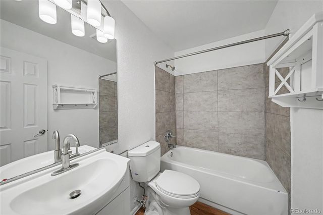 21637 E Crestline Drive, Centennial, CO 80015